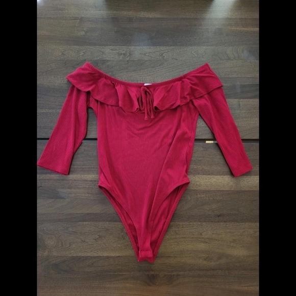 Off the shoulders bodysuit - Picture 1 of 3